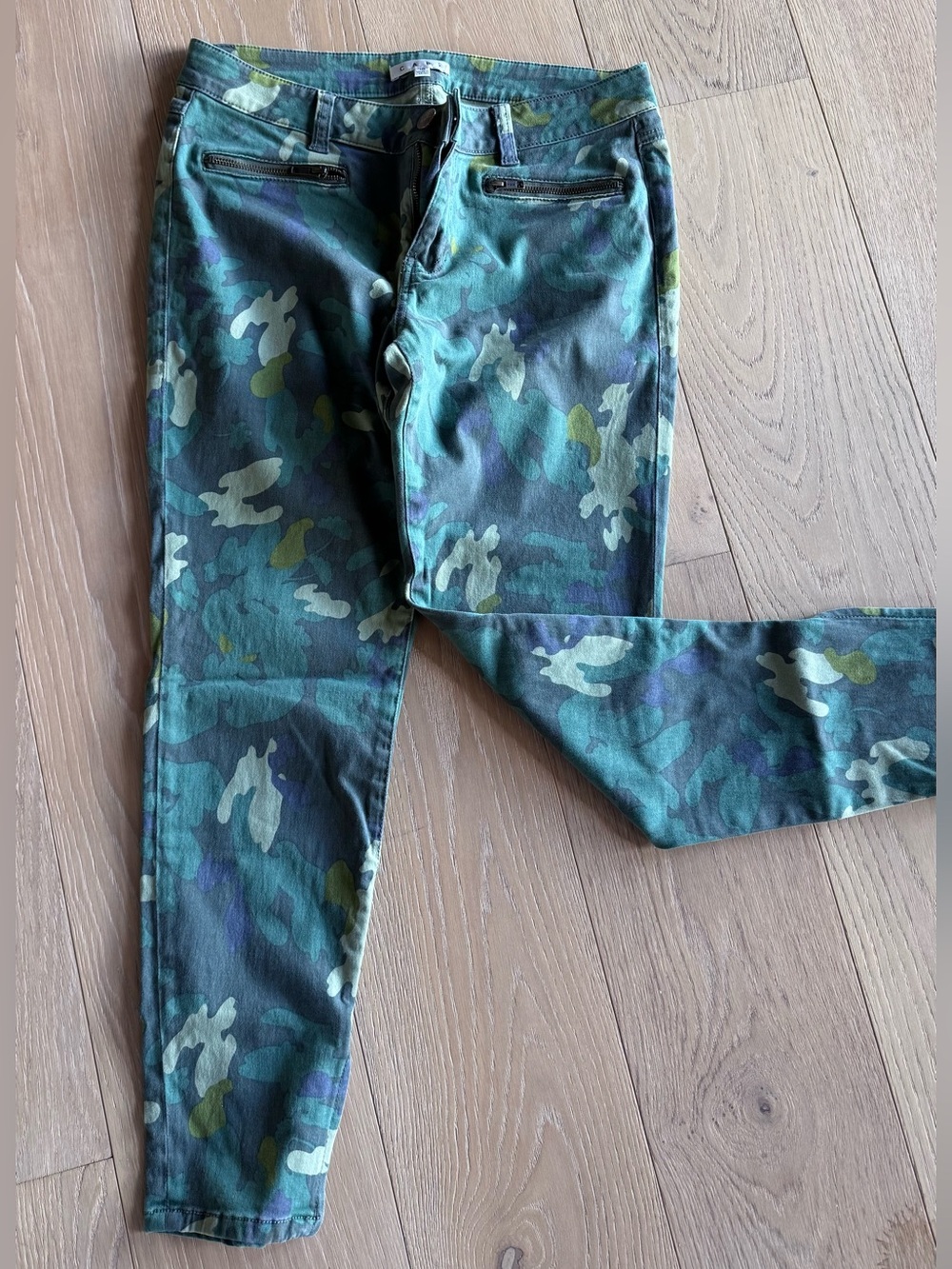 CAbi Camo Skinny Pants | Zip Pocket Stretch Jeans | Women’s